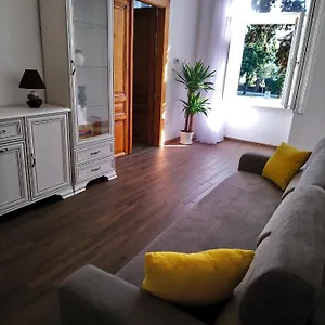 Apartament Dolina, Eger